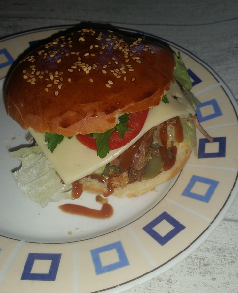 Burgerbuns Teig Zauberstein Burger mit Füllung Pampered Chef®